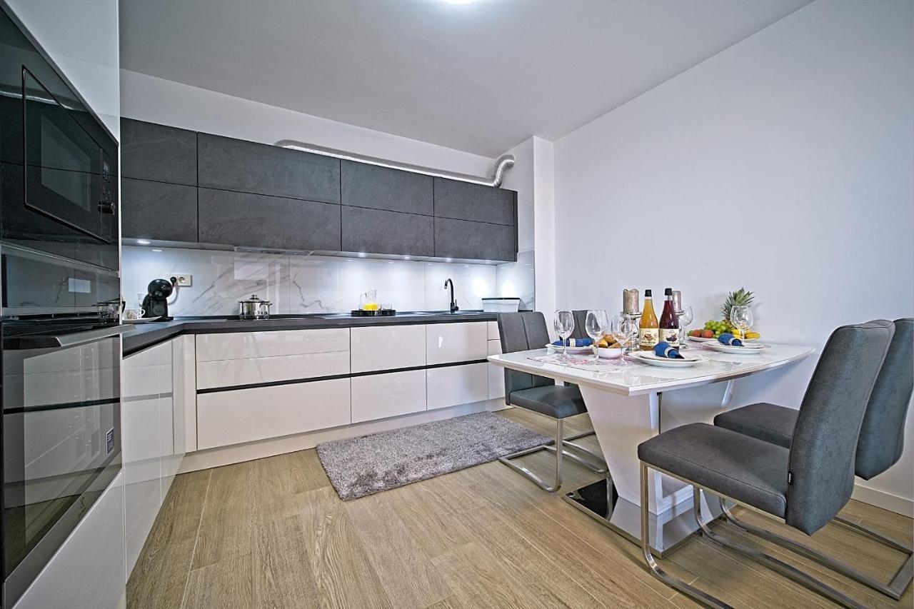 Exclusive Makarska Apartment Aurora ภายนอก รูปภาพ