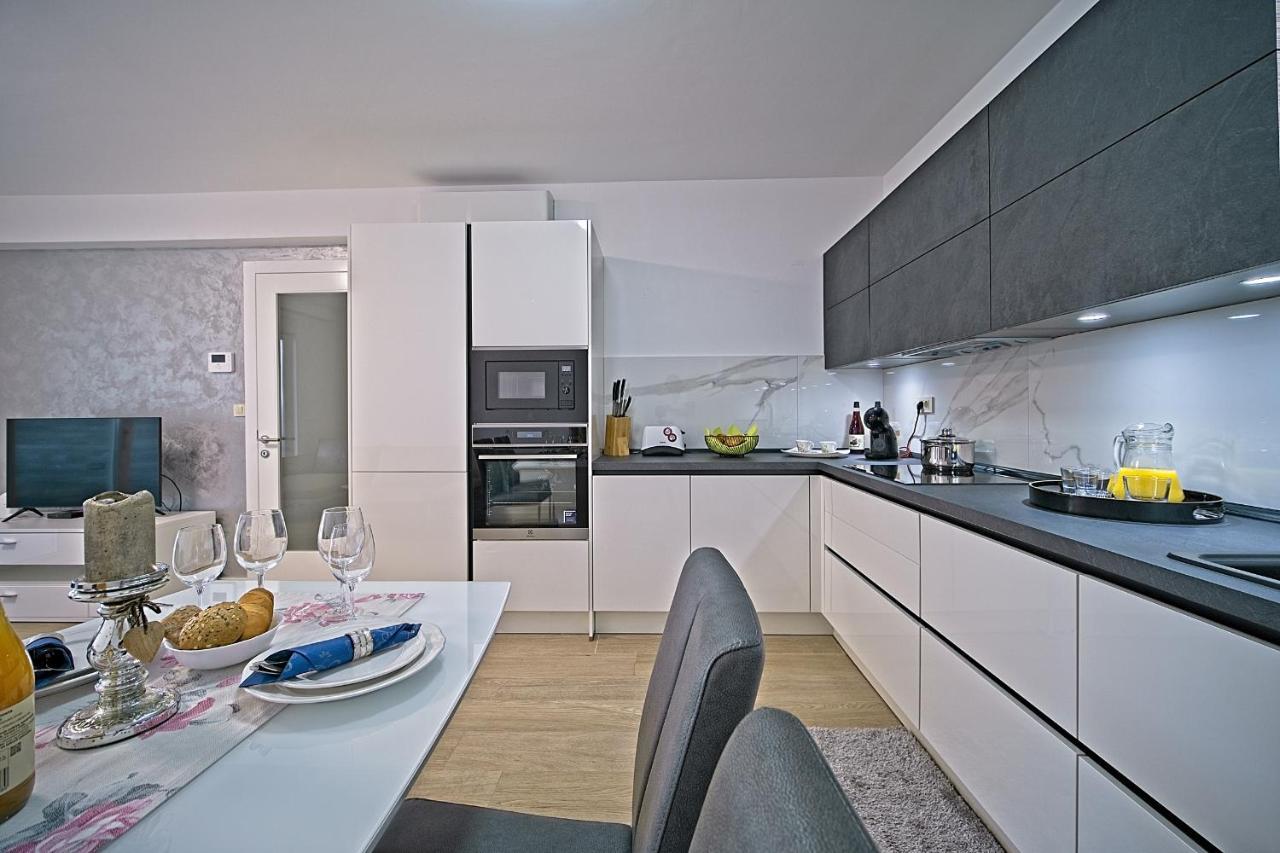 Exclusive Makarska Apartment Aurora ภายนอก รูปภาพ